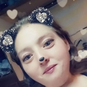 Meet your Posher, Ava